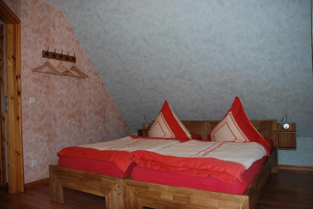 Hotel Fh Am Osterbrunnen à Hinterhermsdorf Extérieur photo